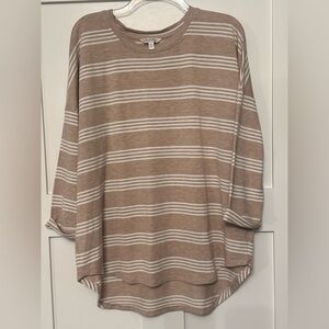 Crown & Ivy Women’s Top